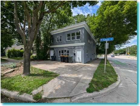 Auburn Avenue #6802, Wauwatosa, WI 53213