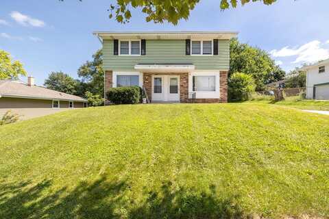 Eder Lane #1425, West Bend, WI 53095