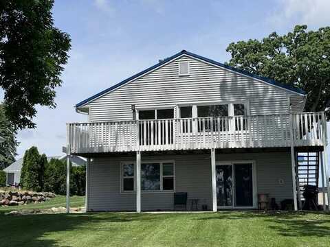 W10605 Blackhawk Trail #W10607, Fox Lake, WI 53933