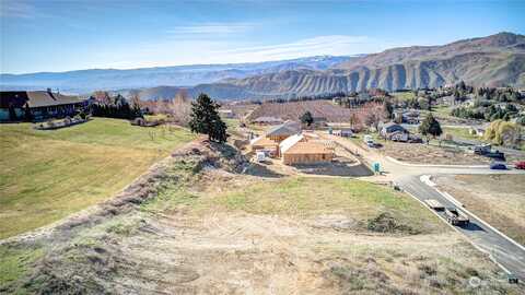 Lucy Lane, Wenatchee, WA 98801