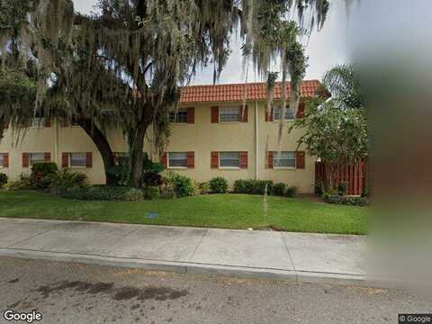 Main, LEESBURG, FL 34748