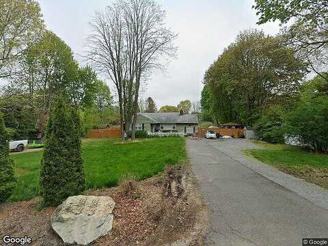 Stony Hollow, GREENLAWN, NY 11740