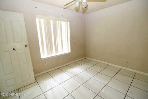 Bacher, BUNNELL, FL 32110