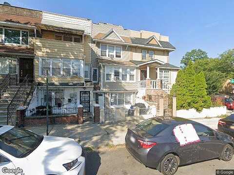 93Rd, EAST ELMHURST, NY 11369