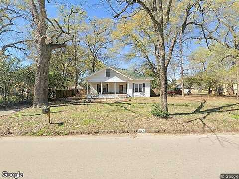 N Montgomery St, GILMER, TX 75644