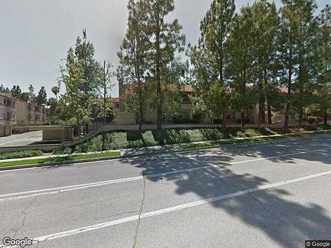 Woodlake, WEST HILLS, CA 91307