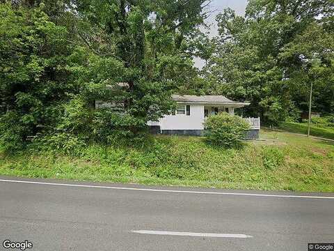 N Main St, CLINTON, TN 37716