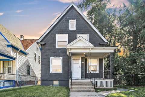 Holton, MILWAUKEE, WI 53212