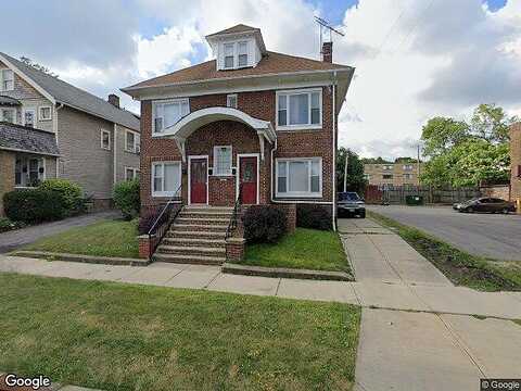 Euclid Heights, CLEVELAND, OH 44118