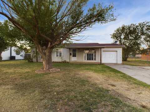 1220 S Meredith Avenue, Dumas, TX 79029