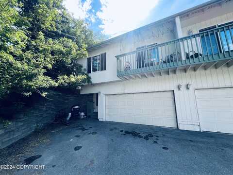 275 Creekside Street, Anchorage, AK 99504