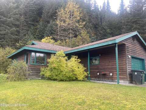 1915 Dora Way, Seward, AK 99664