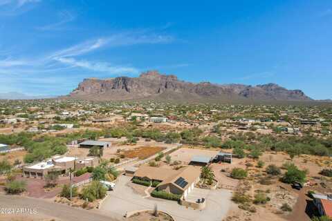 77 S ARROYA Road, Apache Junction, AZ 85119