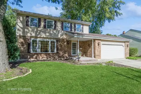 1517 Preston Road, Naperville, IL 60563