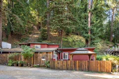 10817 Ogburn Lane, Forestville, CA 95436