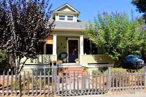 300 Scott Street, Ukiah, CA 95482