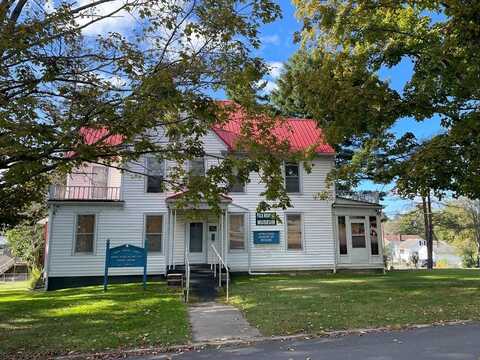 225 CHURCH STREET, OAK HILL, WV 25901