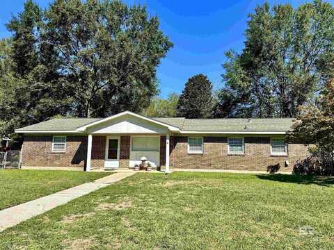 111 N Pine Street, Brewton, AL 36426