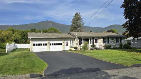 4 Mountain View Dr, Adams, MA 01220