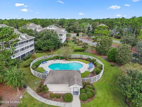 3350 Club Villas Drive, Southport, NC 28461