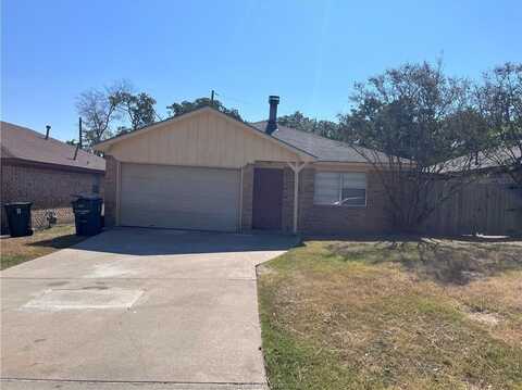 2714 Allen Forest Drive, Bryan, TX 77803