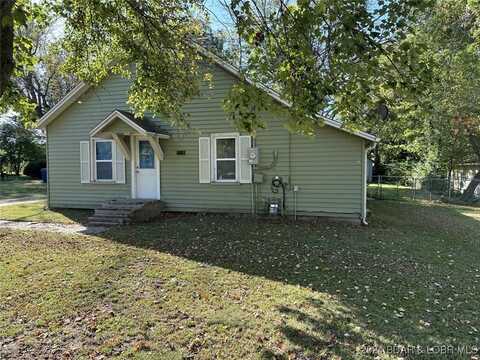 406 Ash Street, Out Of Area (BDAR), MO 65010