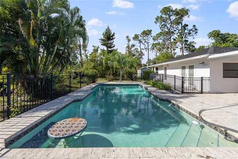 19049 Bartow, FORT MYERS, FL 33967