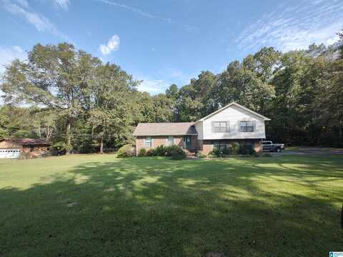 4 CAROL COVE, SYLACAUGA, AL 35150