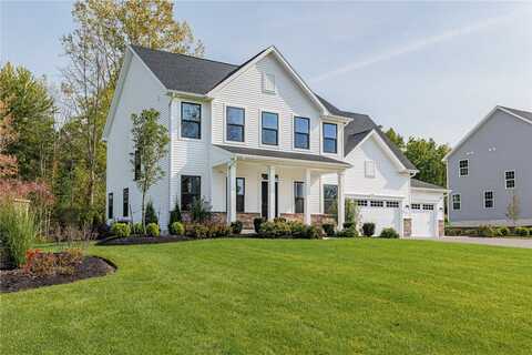 3 Robert Michaels Run, Penfield, NY 14580