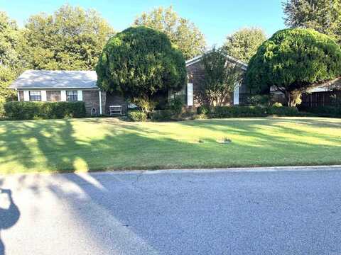 2 Tina Circle, Searcy, AR 72143