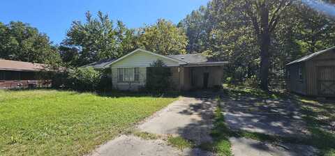 2923 Edgewood Drive, Pine Bluff, AR 71603