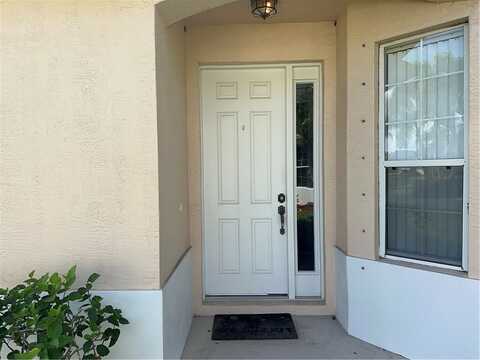 413 W TANGERINE SQUARE SW, VERO BEACH, FL 32968