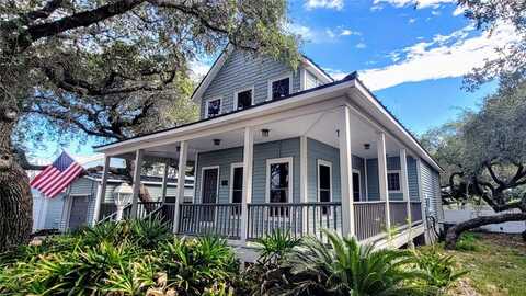 10 Old Cottage Beach Drive, Rockport, TX 78382