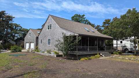 2 Aldrich Road, Truro, MA 02666