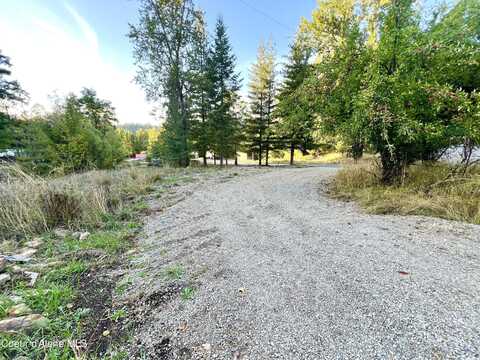 930 Lower Page Rd, Smelterville, ID 83868