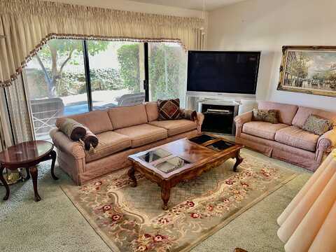 4 Maximo Way, Palm Desert, CA 92260