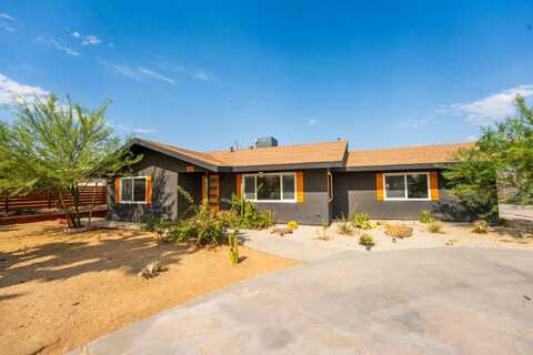 7658 Aster Avenue, Yucca Valley, CA 92284