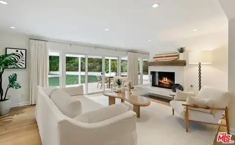 30751 La Brisa Dr, Malibu, CA 90265