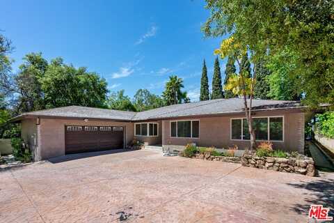 15701 Royal Ridge Rd, Sherman Oaks, CA 91403