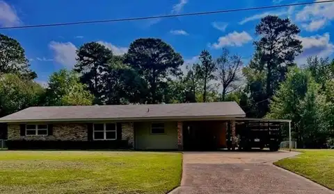 310 BEVERLY Loop, Pineville, LA 71360