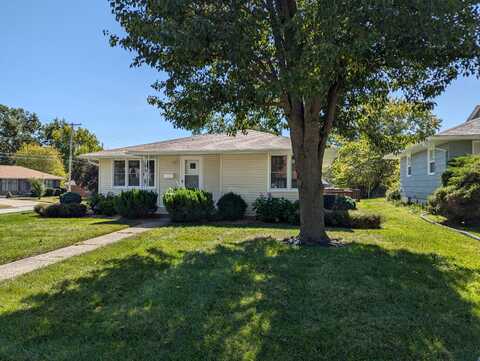 422 E High ST, Marshall, MO 65340