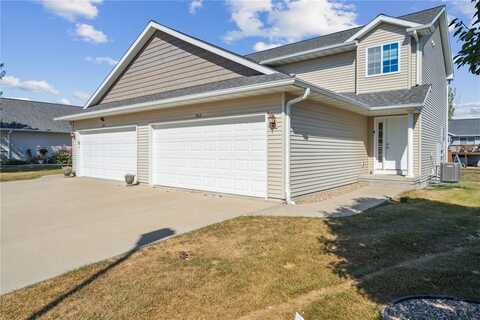 962 Acacia Drive NE, Cedar Rapids, IA 52402