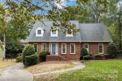 10213 Hanover Woods Place, Charlotte, NC 28210