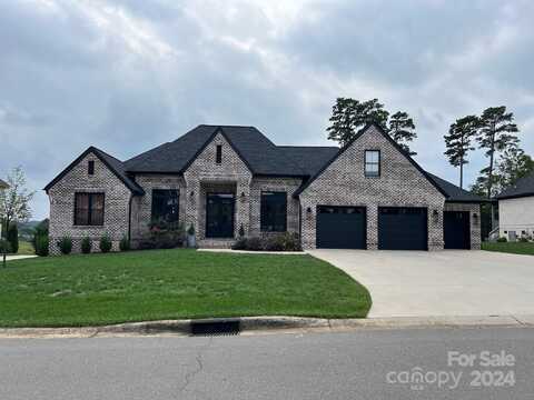 761 Players Ridge Road, Hickory, NC 28601