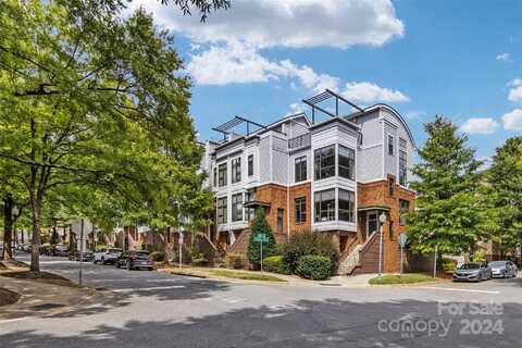 651 E 10th Street, Charlotte, NC 28202