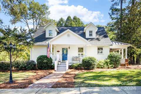 300 N Providence Street, Waxhaw, NC 28173