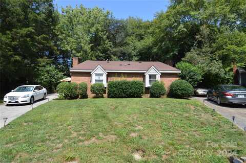 8645-8647 Crows Nest Lane, Charlotte, NC 28226