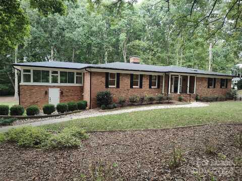 7120 Benita Drive, Charlotte, NC 28212