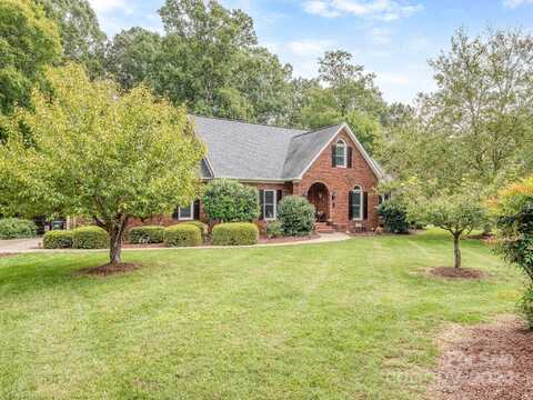 7018 High Oaks Drive, Weddington, NC 28104