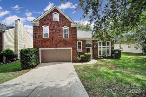 6902 Neuhoff Lane, Charlotte, NC 28269